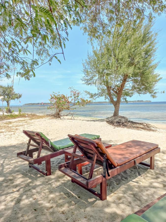 Nusa Indah Bungalows Gili Air Exterior foto